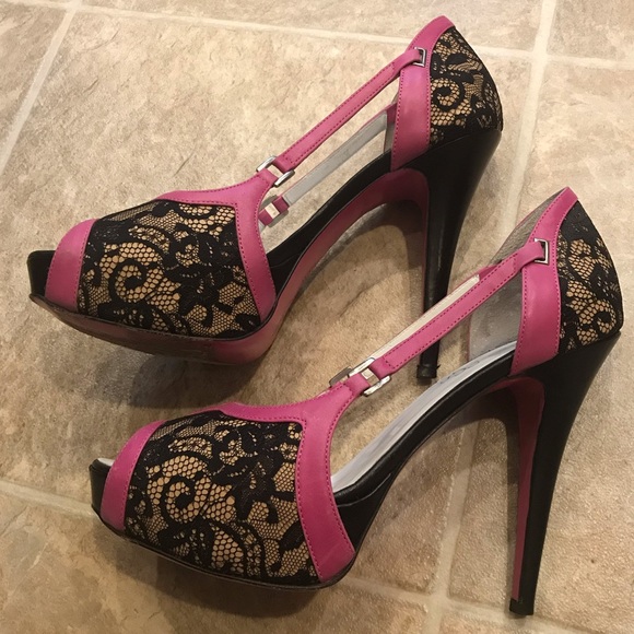 Peep Toe Platform Pump - Picture 2 of 5
